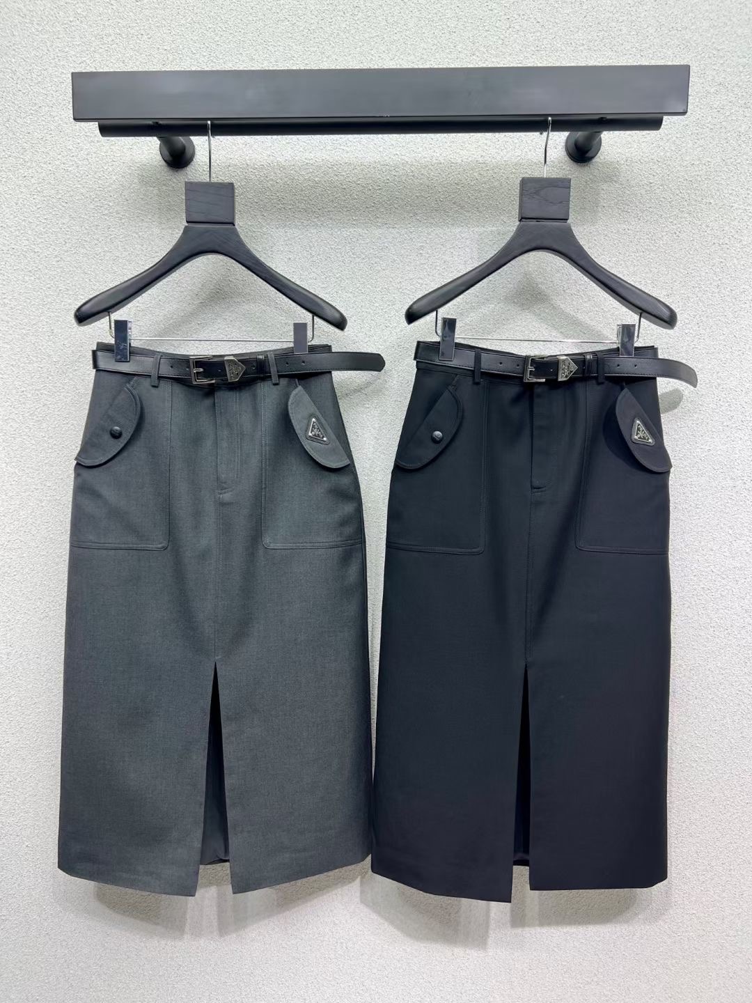 PRADA 프라다 여성 스커트 31401461