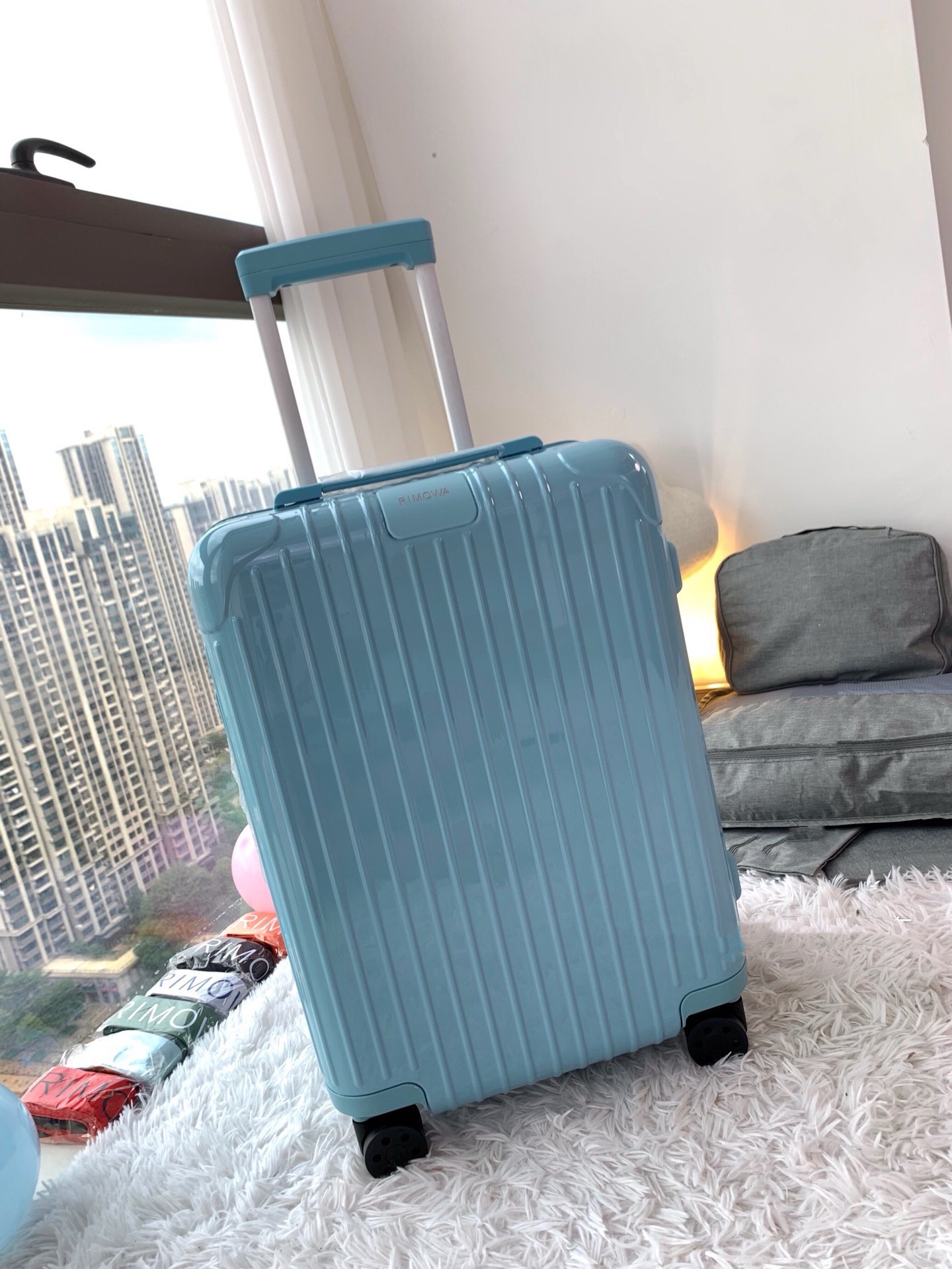 Rimowa 캐리어 90080 파란