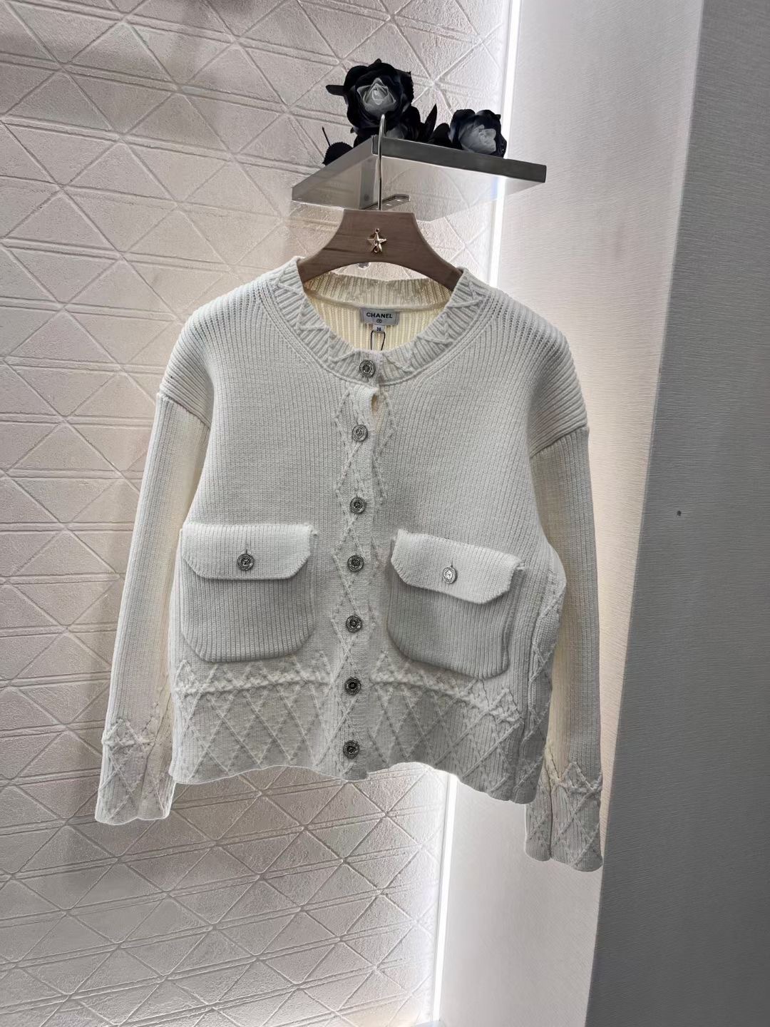 CHANEL 샤넬 여성 가디건 31515-118