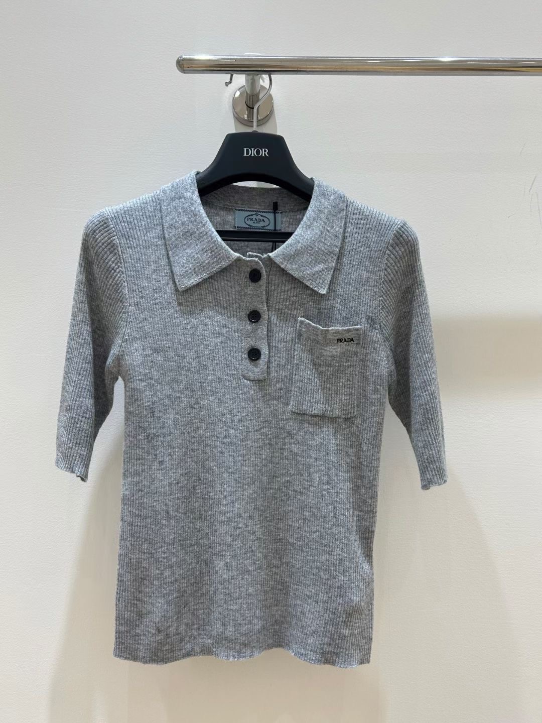 PRADA 프라다 여성반팔티 31515-94