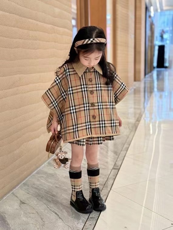 BURBERRY 버버리 330020