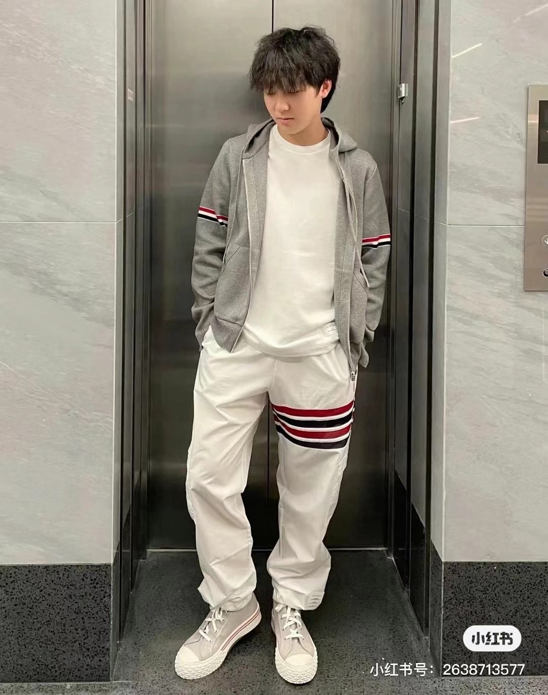 THOM BROWNE 톰브라운 남성바지 31700179