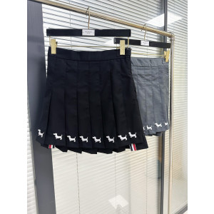 THOM BROWNE 톰브라운 스커트 31700165