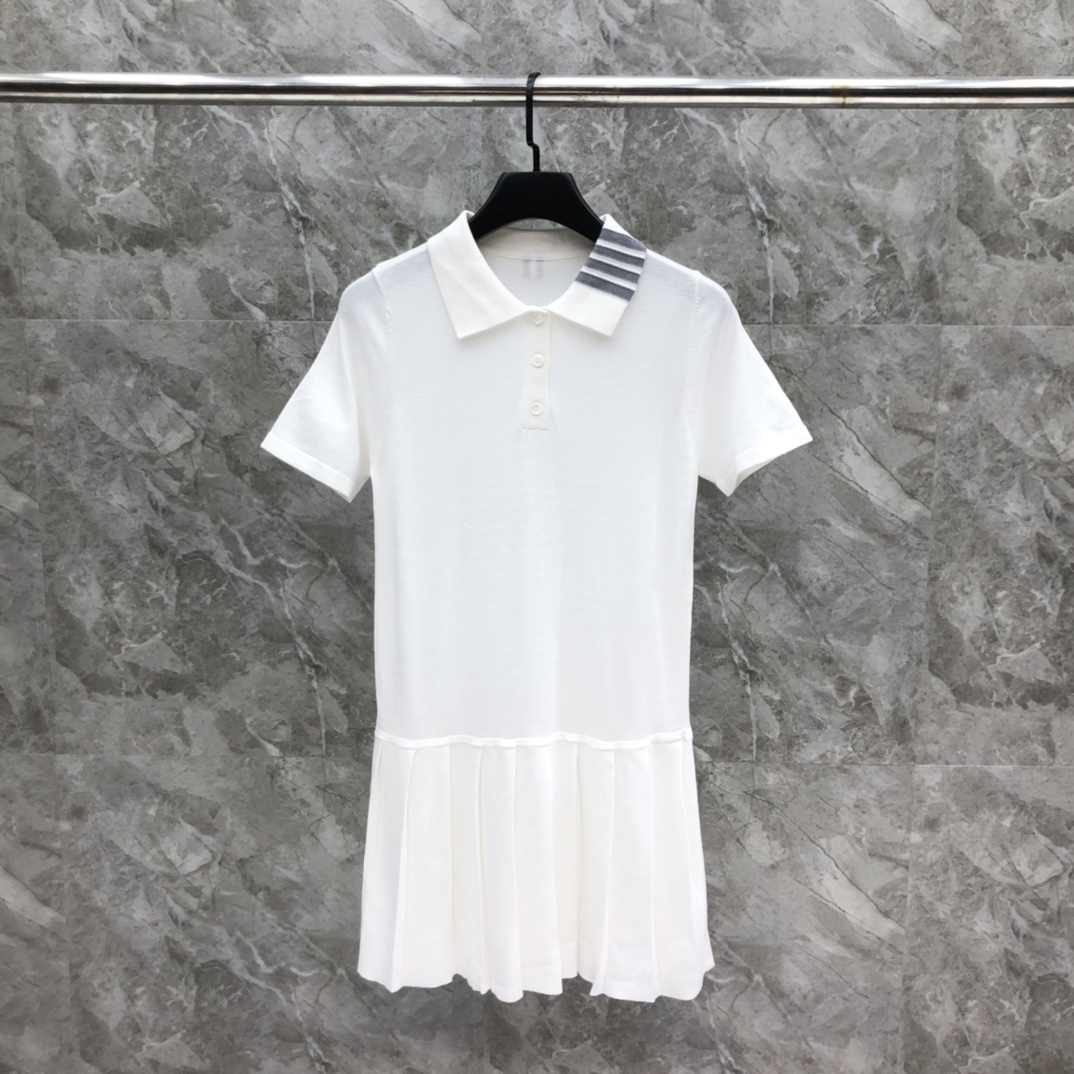 THOM BROWNE 톰브라운 원피스 31700137