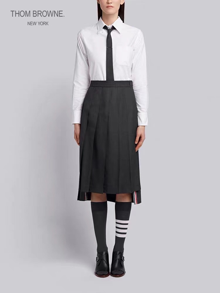 THOM BROWNE 톰브라운 스커트 31700127