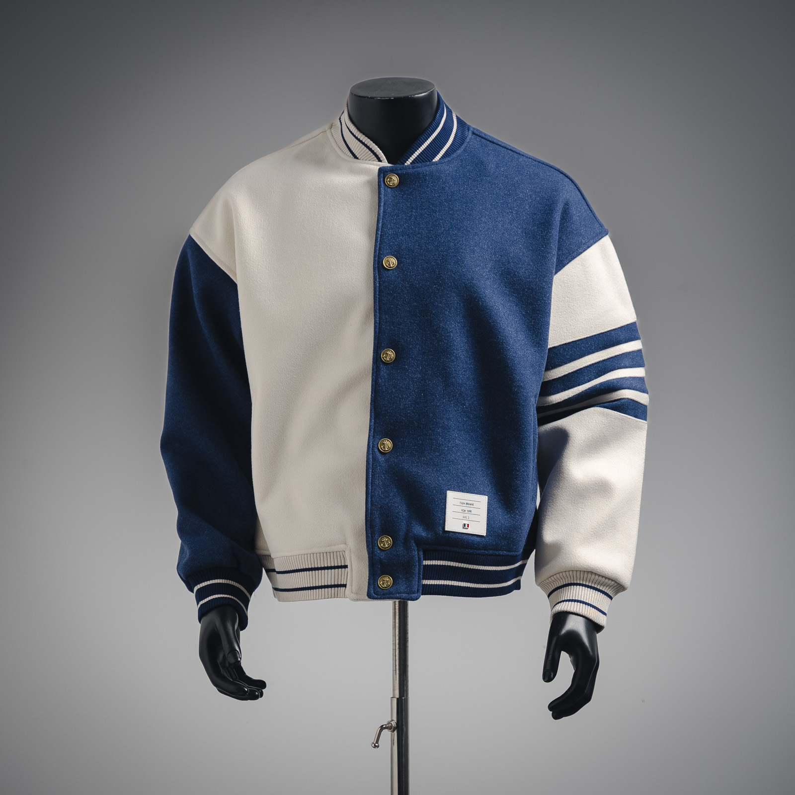 THOM BROWNE 톰브라운 남성자켓 3170020