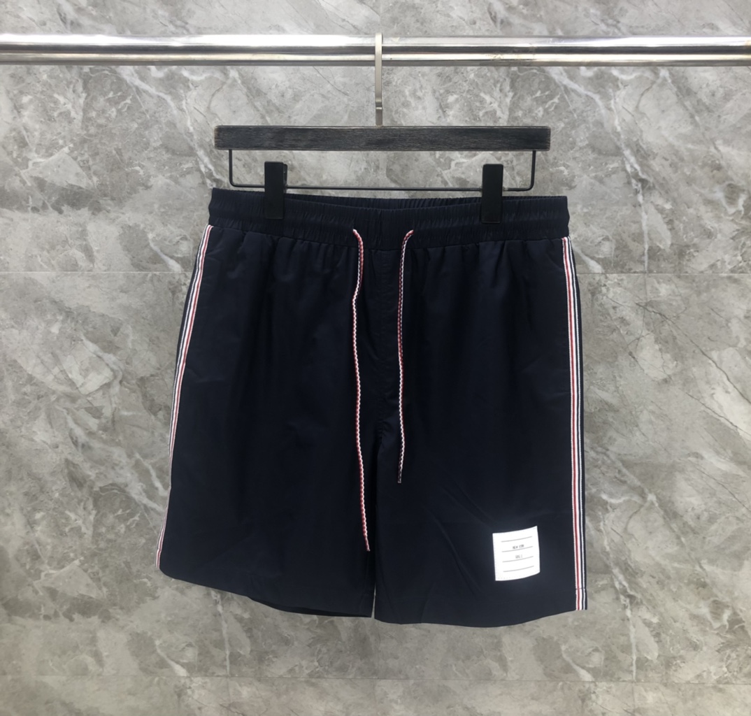 THOM BROWNE 톰브라운 반바지 3230053