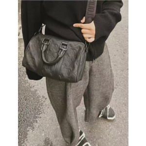 LV 루이비통 M20900