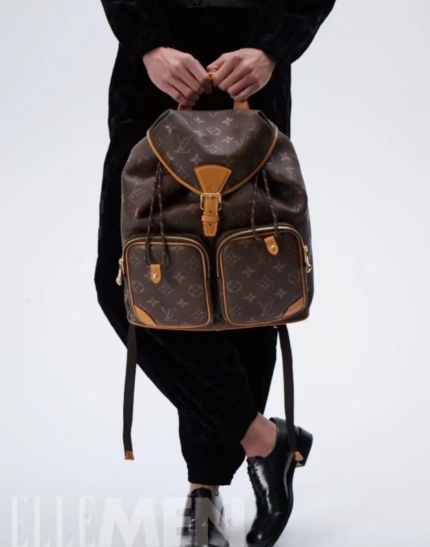 LV 루이비통 M14015