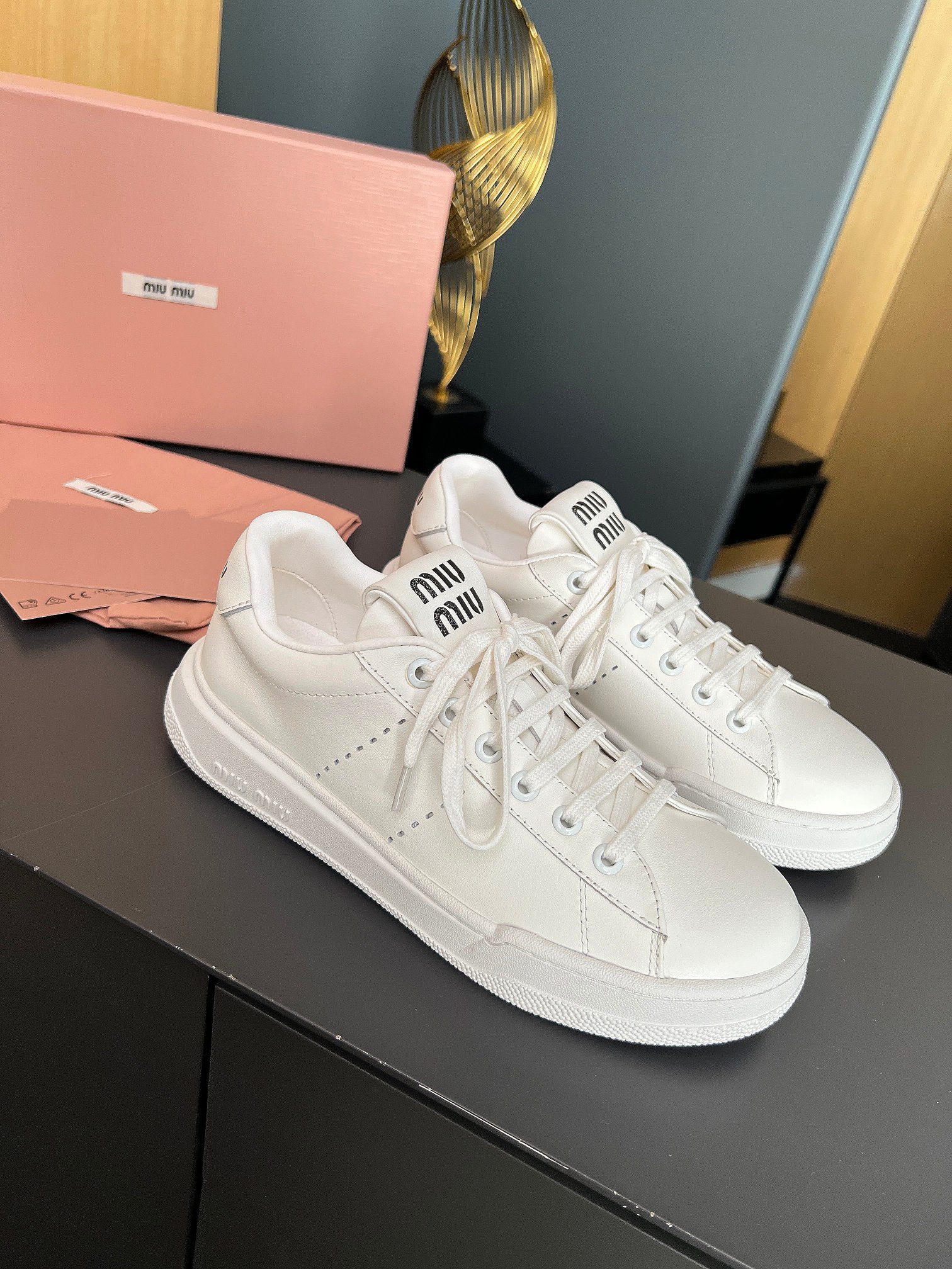 MIUMIU 미우미우 여성 41500326