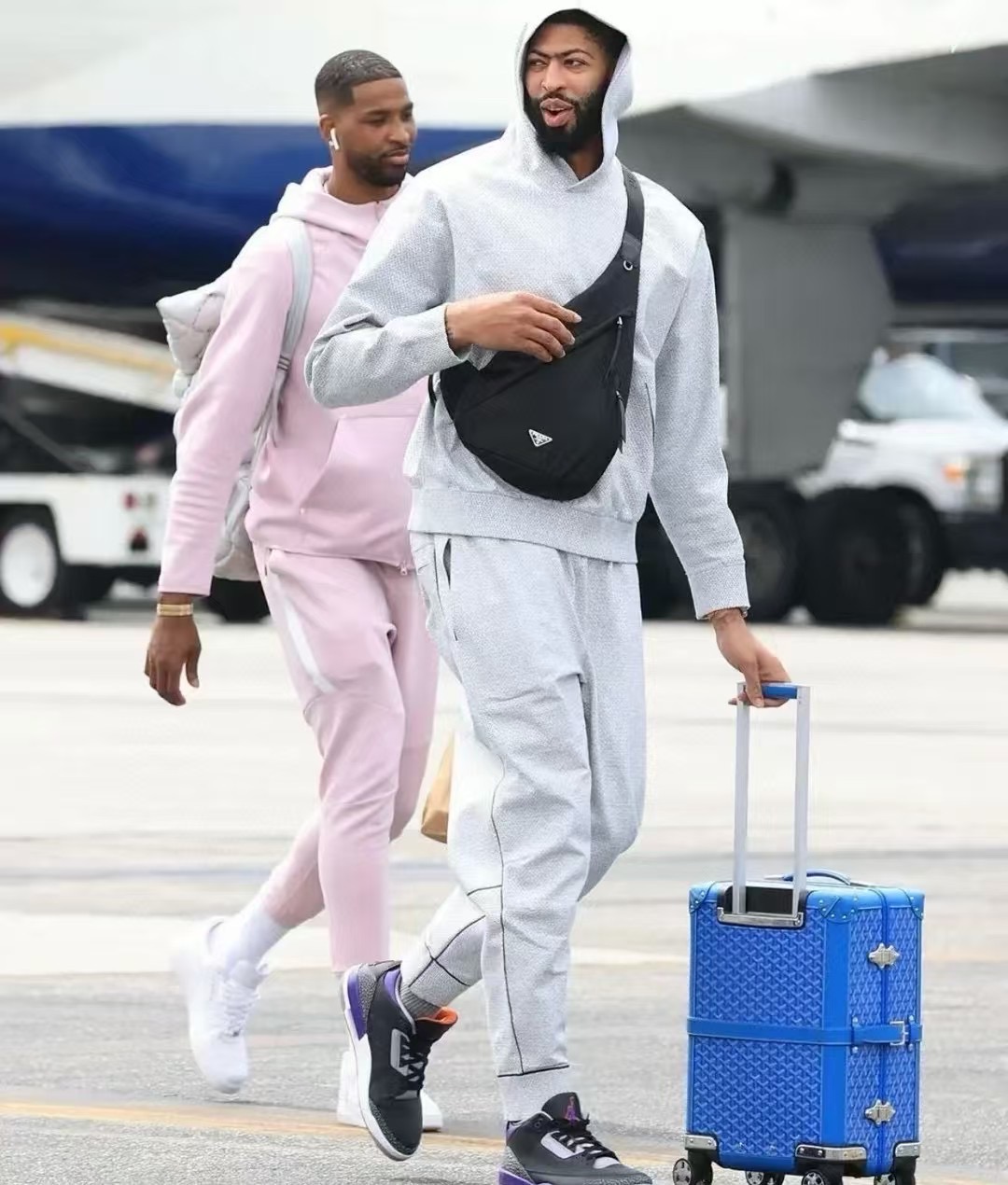 PRADA 프라다 2VZ029