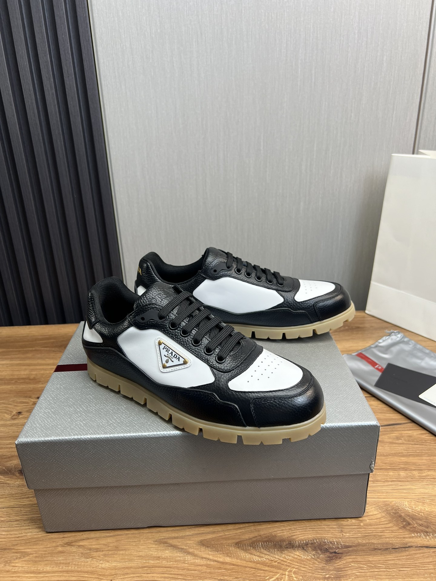 PRADA 프라다 남성 4300016