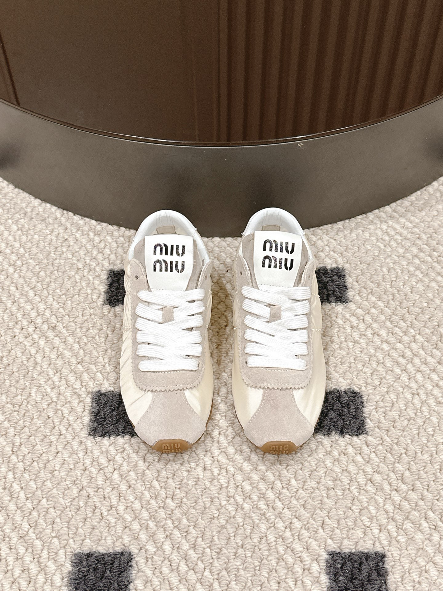 MIUMIU 미우미우 여성 4300051