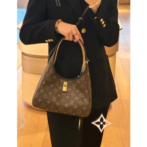 LV 루이비통 M12940