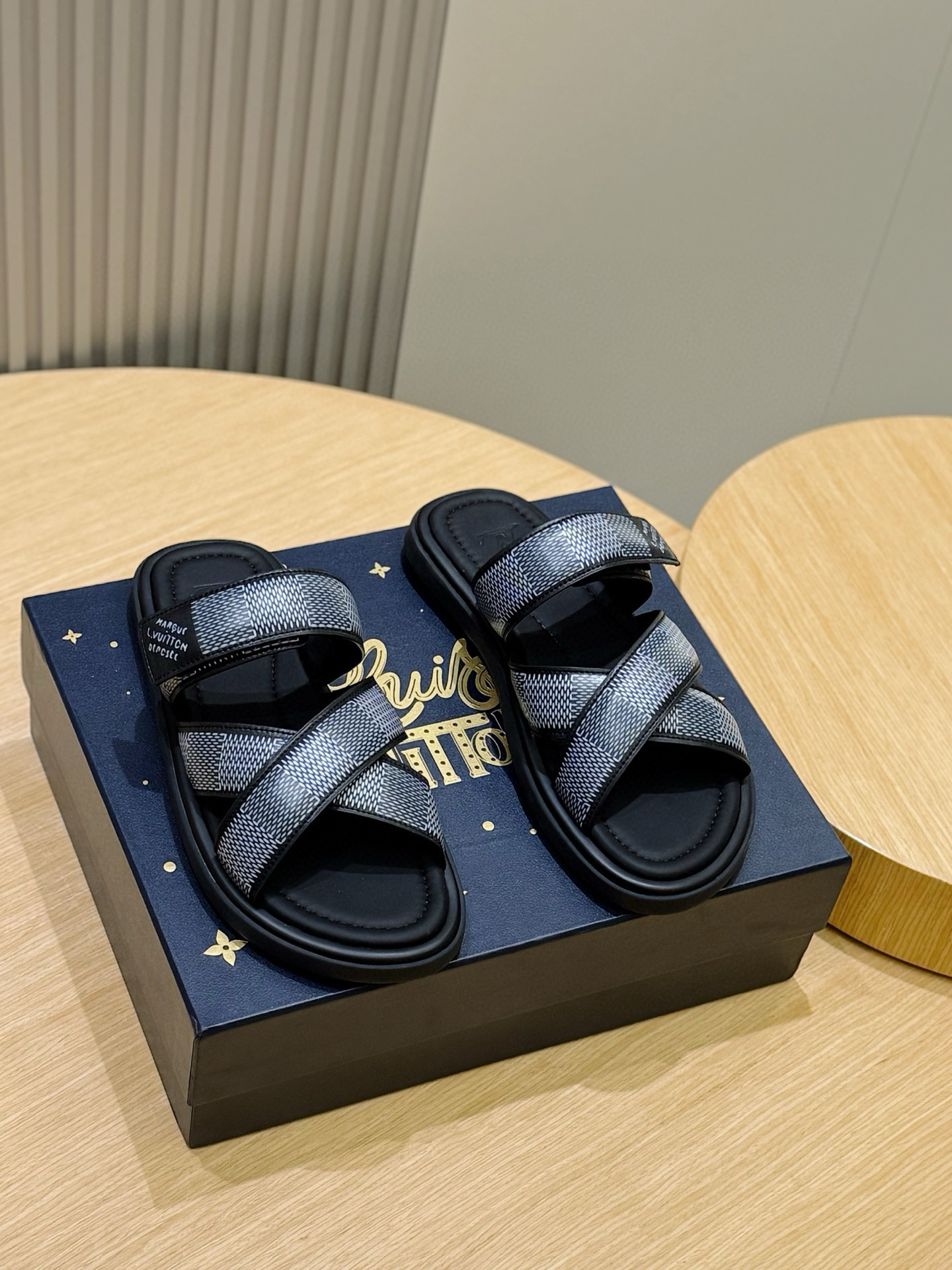 LV 루이비통 남성 53025034