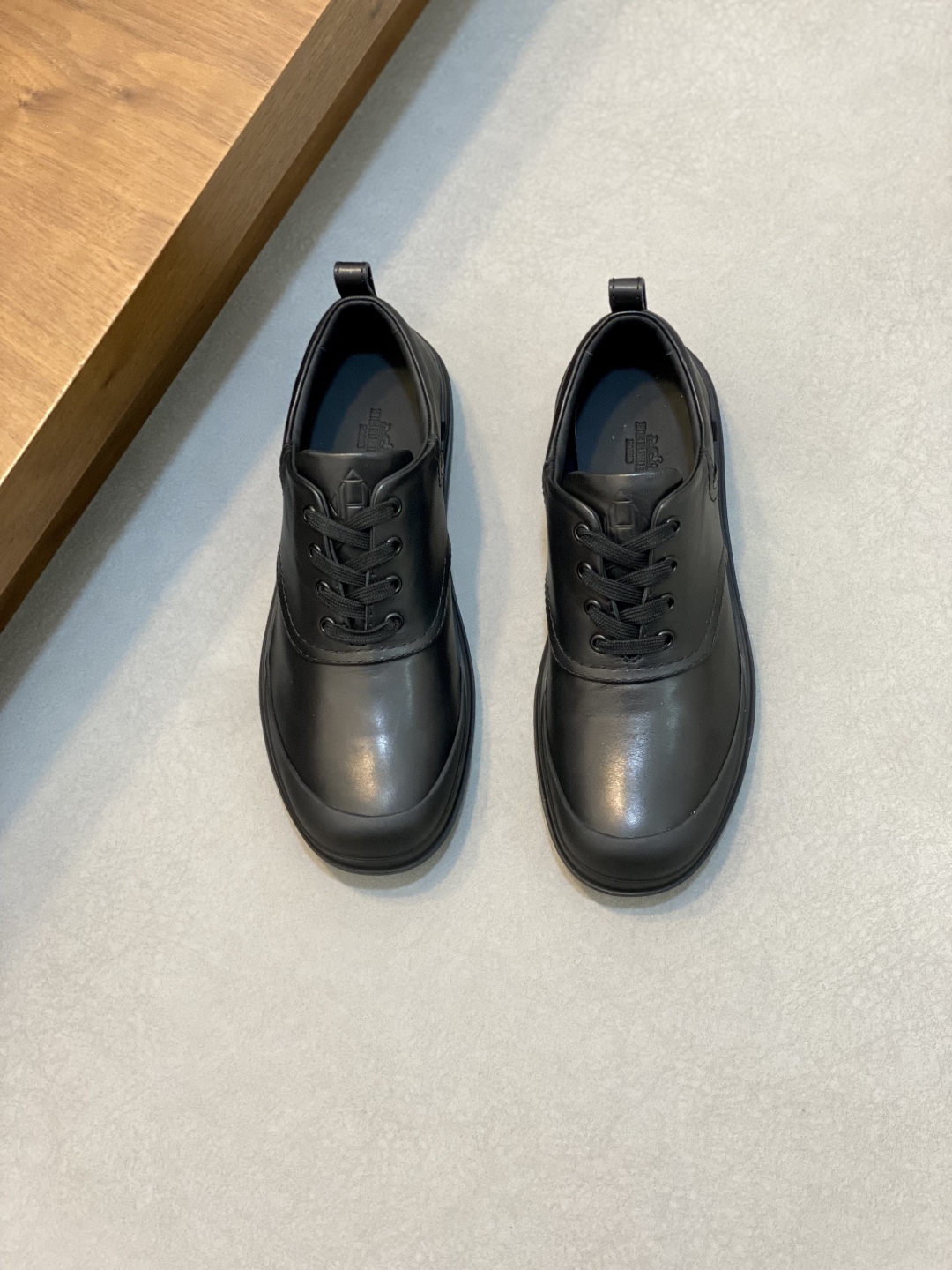 HERMES 에르메스 남성 53025057