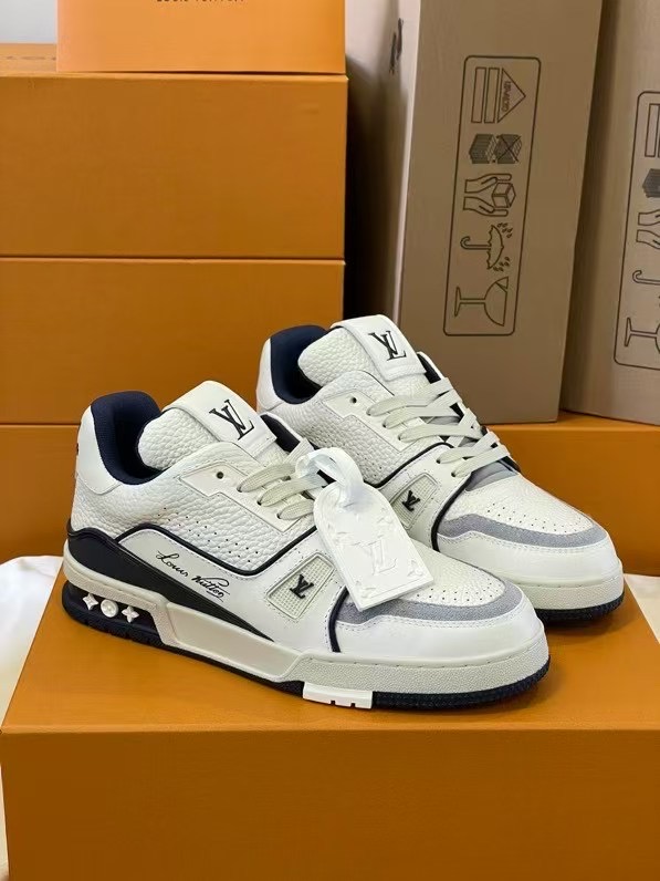 LV 루이비통 남여 530250172