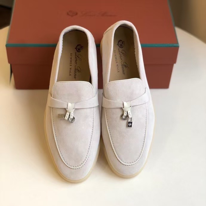 로로피아나 여성 530250191